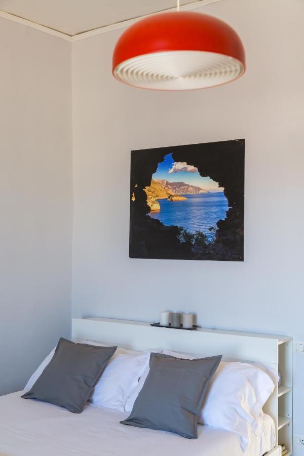 Seaview Apartment In Posillipo By Wonderful Italy Peschiera del Garda Exterior photo